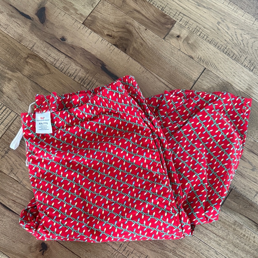 Men’s Vineyard Vines Holiday Pajamas